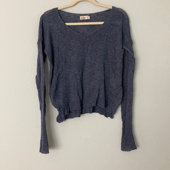 Hollister Sweater - Picture 1 of 4